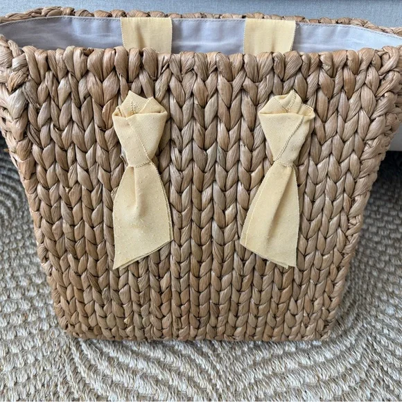 Pamela Munson Isla Bahia - Picture 2 of 6